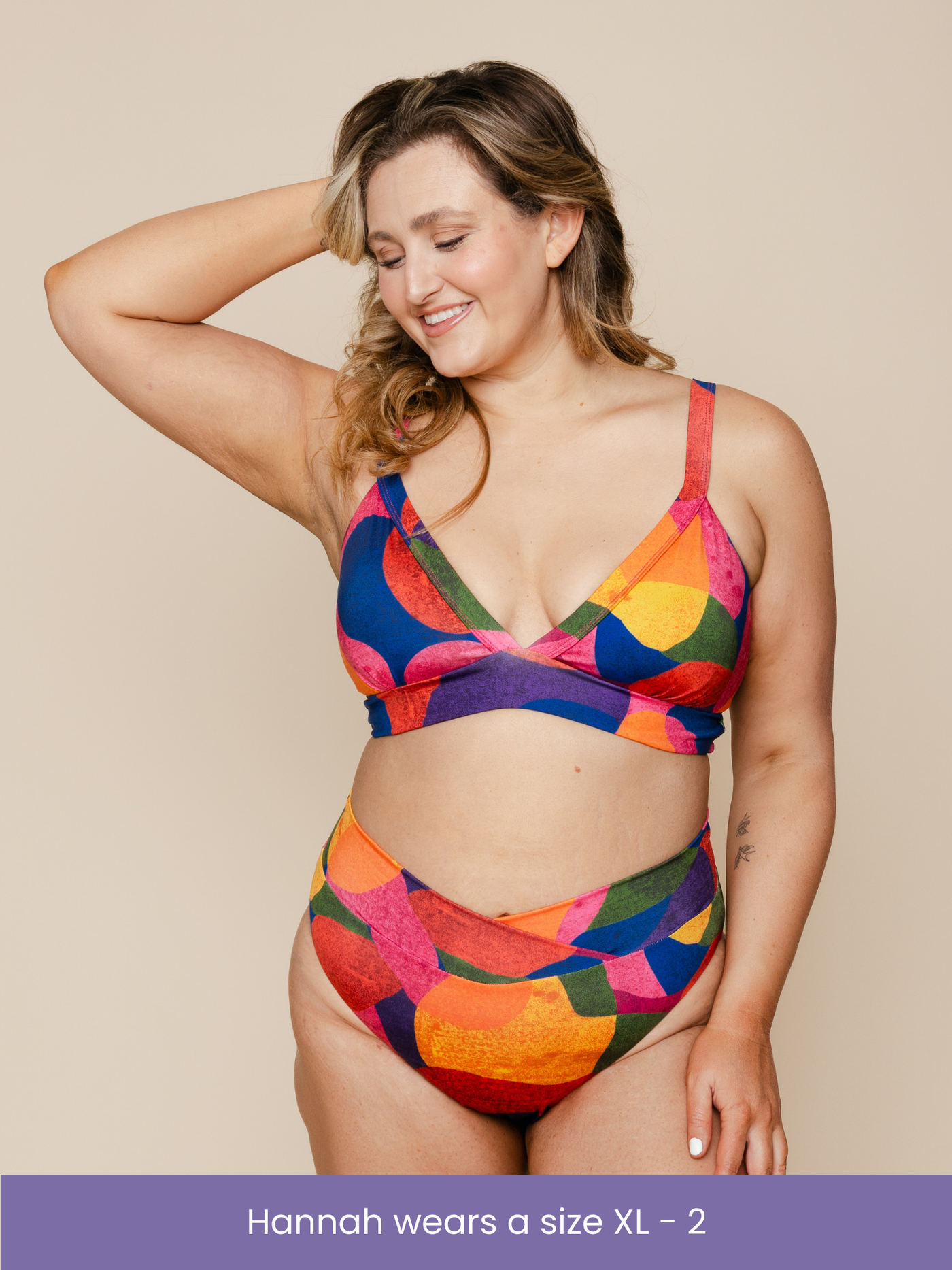 High Hip Crossover Bottoms in Isla