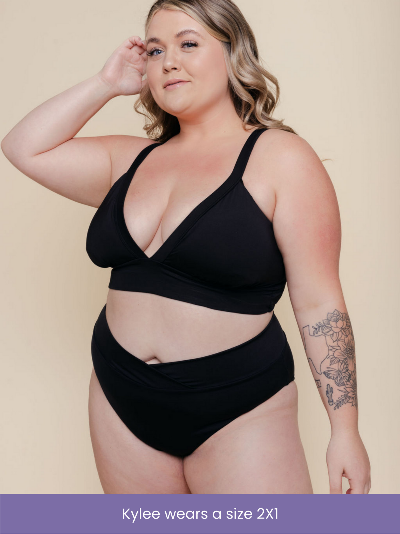 High Hip Crossover Bottoms in Black